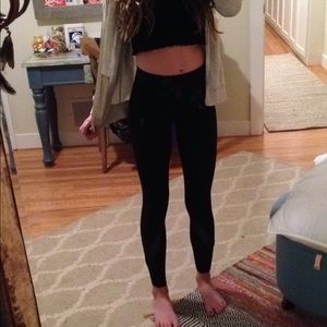 Lululemon leggings with pockets!